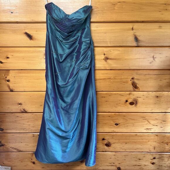 Beaded Green Purple Iridescent Ballgown Dress Formal Prom Sweetheart Maxi 16 - Picture 1 of 7